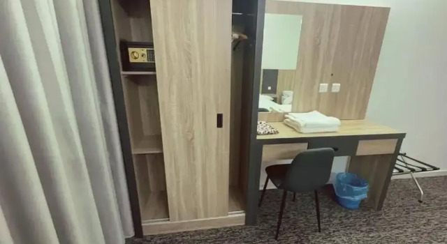 Shadha ALBustan Hotel