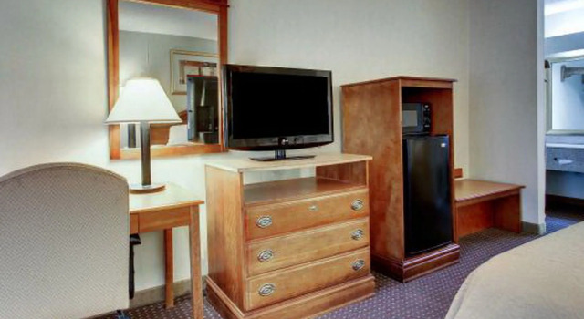 FairBridge Inn Express Natchez, Book Hotel Hoteller i Natchez med pool, Swimmingpool