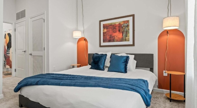 Riviere Apartments King Bed Suite & Pool & Gym & Pet Friendly & Near Epic Universe, Забронировать Апартаменты/квартира Апартаменты Орландо, рядом с Shoppers World Shopping Center, Апартаменты/квартира