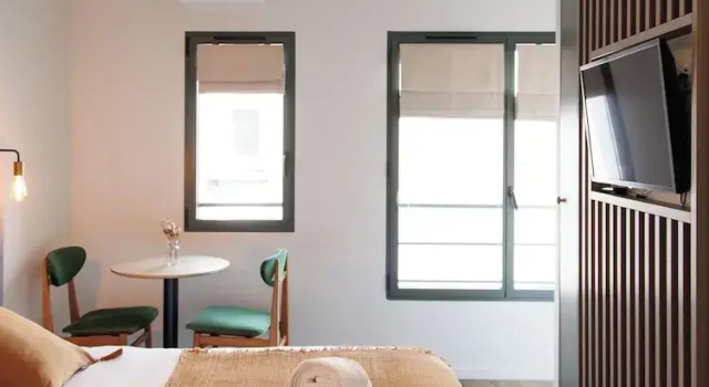 Номер Standard Apparthôtel Le Corot - Accès Autonome - Saint-Junien Centre