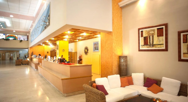 Irene Palace Beach Resort, Забронировать Курортный отель Отели Колимпиа с парковкой, Парковка