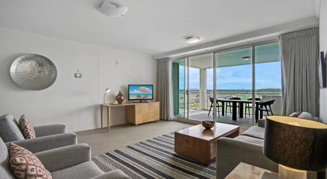 Апартаменты с 2 комнатами с балконом Pelican Waters Golf Resort Sunshine Coast