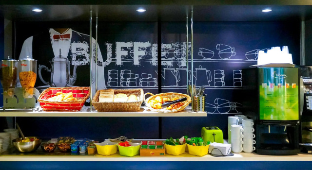 Трёхместный номер Standard ibis budget Metz Sud