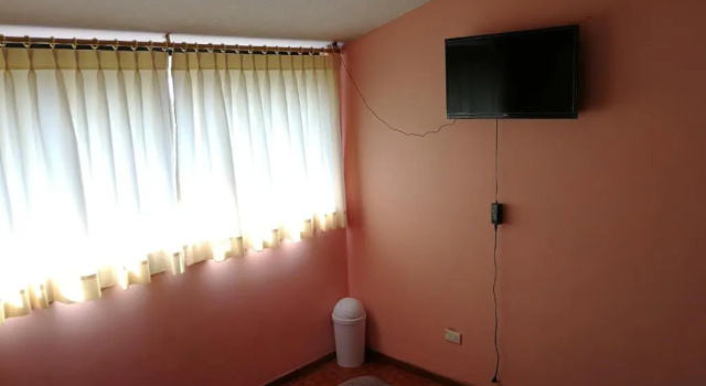 Двухместный номер Economy Chapelet Hostal
