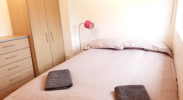 Апартаменты SS Property Hub - Family Apartment in Kensington