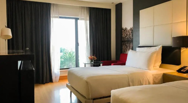 Двухместный номер Deluxe с видом на воду Le Meridien Kochi