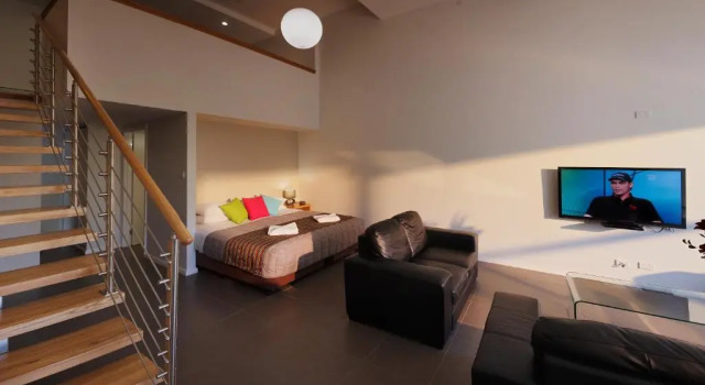 Апартаменты Charlestown Executive Apartments