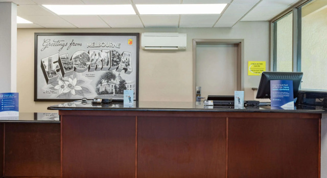 Super 8 Melbourne, Book Mini-hotel Melbourne Beach Space Coast