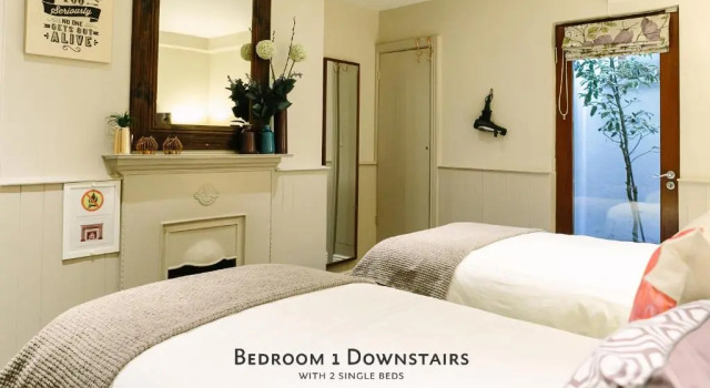Cosy Home; Sleeps 10/11. City 15 minutes’ walk, Забронировать Отель Отели Дублина с парковкой, рядом с Dublin City Council, Парковка