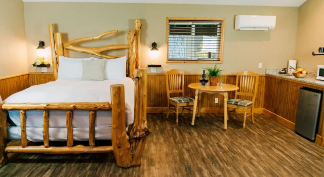 Номер Standard с балконом Pine River Ranch B&B