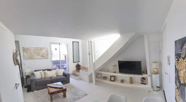 R.D.V. Duplex Nice Center, Забронировать Отель Ницца Приморские Альпы, рядом с Набережная Соединенных Штатов