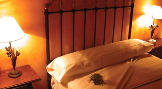 Huerta Nazari, Boek Hotel Alomartes 