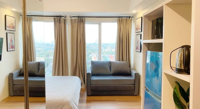 Студия Altiz Apartments at Bintaro by OkeStay