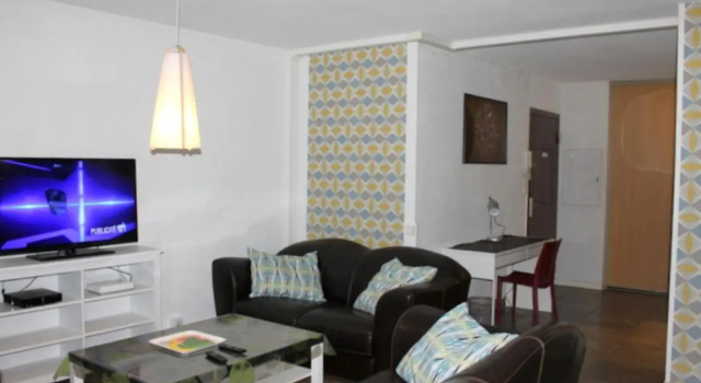 Spacieux 4 Pièces - Coeur de Mulhouse, Rezervasyon Daire Haut-Rhin otoparklı oteller, Otopark