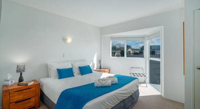Номер Standard с 2 комнатами с балконом и с видом на море Waterfront Apartments Whitianga