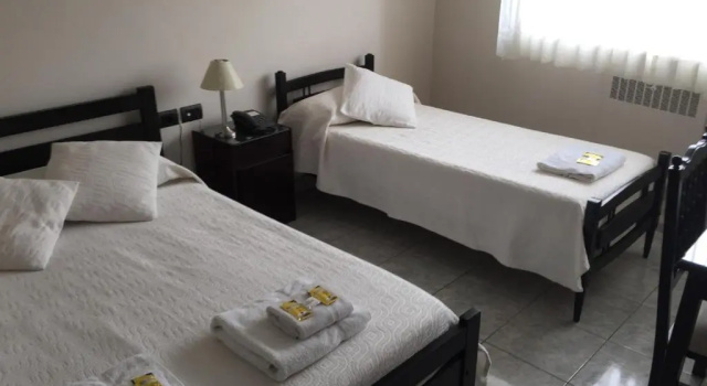 Трёхместный номер Standard Hotel Euzko Alkartasuna