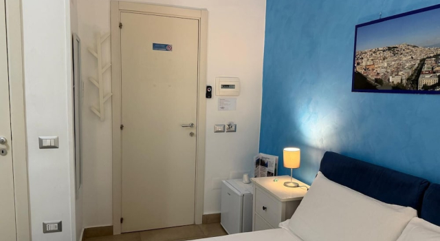 Двухместный номер Economy с балконом Chiaia Suites