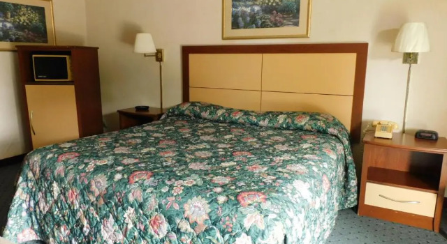 Номер Standard Camilla Inn & Suites