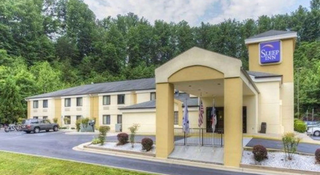 Кровать в общем номере Sleep Inn Bryson City - Cherokee Area
