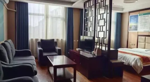 Семейный номер Deluxe с видом на улицу Vivanta Kolkata EM Bypass
