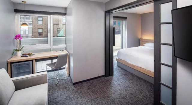 Люкс Superior с балконом Henn na Hotel New York
