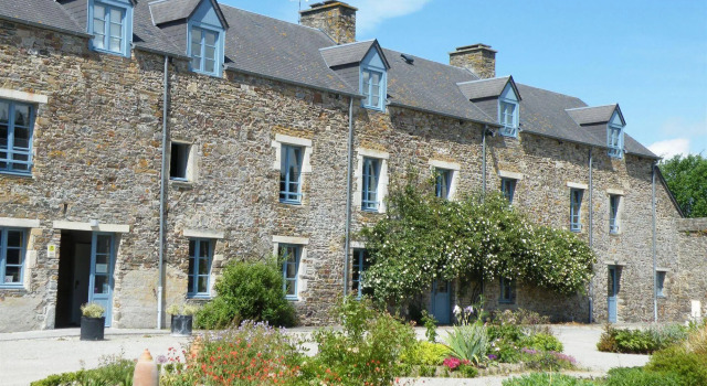 Demeures & Châteaux, La Ferme des Mares, Забронировать Отель Отели в центре Сен-Жермен-сюр-Е, в центре