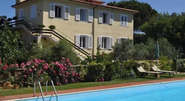 Hotel Tirrena, Reservar Hotel Hotéis em Elba com estacionamento, Estacionamento