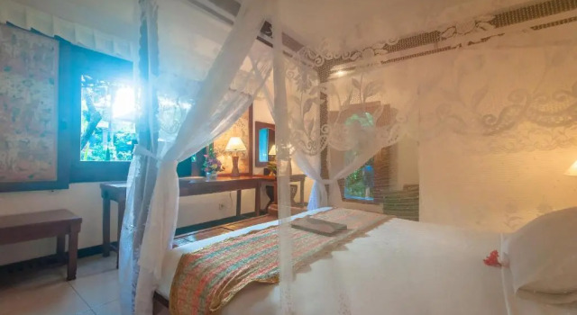 Двухместный номер Deluxe с видом на бассейн Sahadewa Resort & Spa