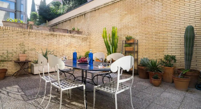 Апартаменты Stay U-nique Apartments Salvador Espriu