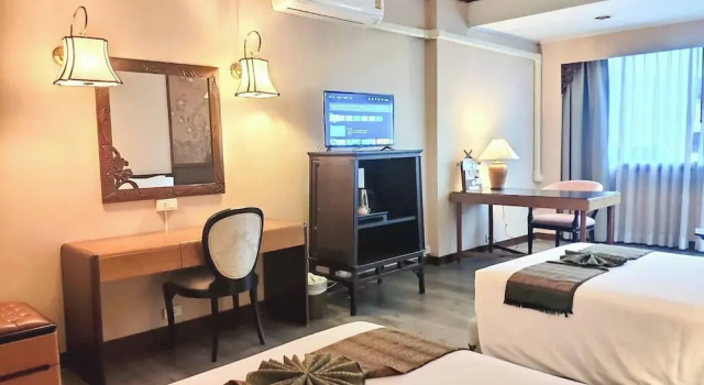 Двухместный номер Executive с балконом Chiang Mai Orchid Hotel
