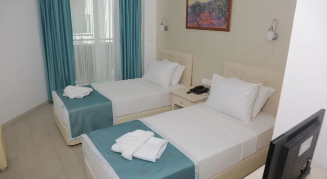 Двухместный номер Standard с балконом и с частичным видом на море Geo Beach Hotel Marmaris