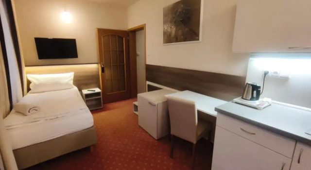 Апартаменты Hotel Brixen