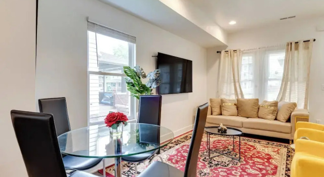 Walk to Parks: Dog-friendly Gem in Indianapolis!, Prenota Appartamento Hotel a Indiana con parcheggio, Parcheggio