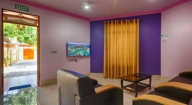 Castle Inn, Reservar Hotel Hotéis em Alif Alif Atoll com pequeno-almoço, Café da manhã