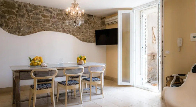 Casa delle sirene, Book Hotel Hotels in Sicily with Parking, Parking
