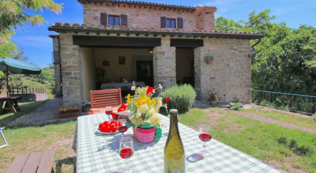 Коттедж Farmhouse in Apecchio with Swimming Pool, Terrace, Garden