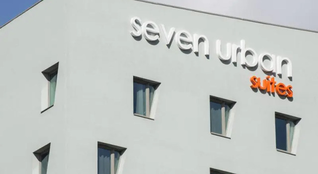 Полулюкс Seven Urban Suites Nantes Centre