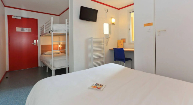 Kyriad Direct Bordeaux Est Lormont