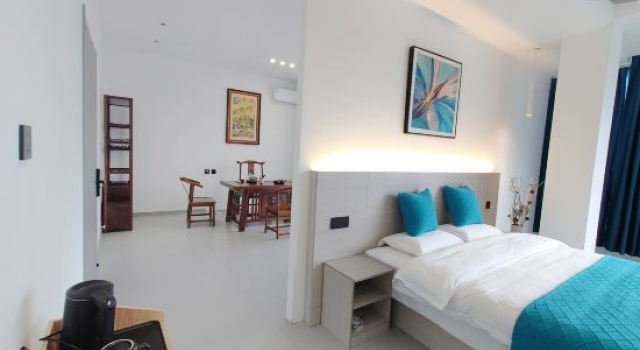 Люкс Linzhou Moye Mountain  Homestay