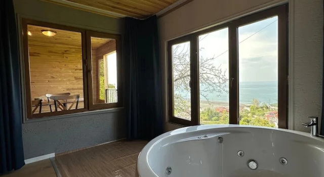 Бунгало Luxury с 3 комнатами с балконом и с видом на море Bungaport Luxury Bungalows&Suits