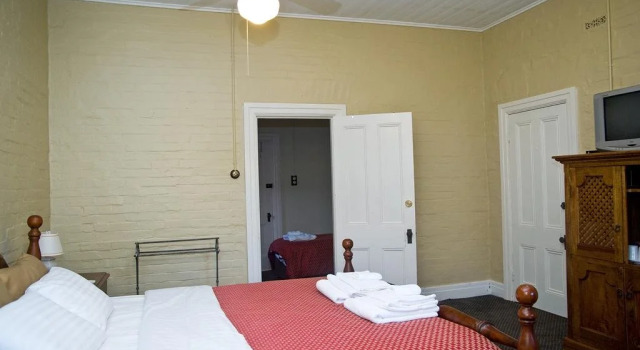 Hermitage Hill Country Retreat, Забронировать Отель Веллингтон Central West NSW