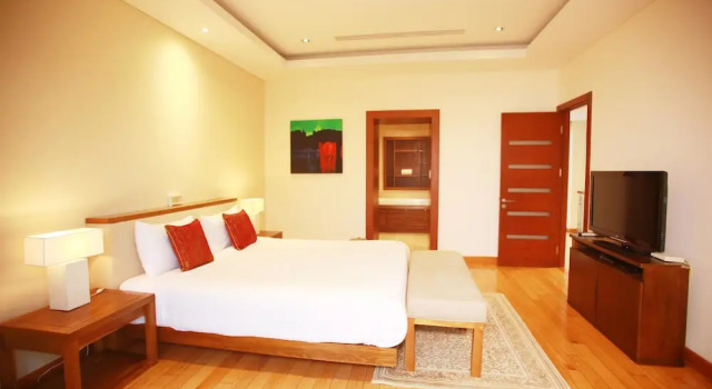 Vacation Homes Pool Villa, Prenota Villa Hotel a Da Nang con colazione, Colazione