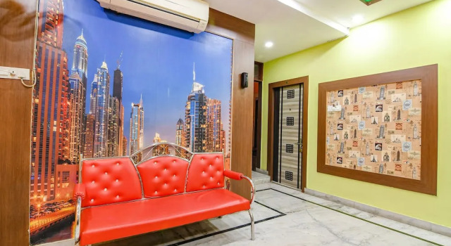 FabHotel Nest