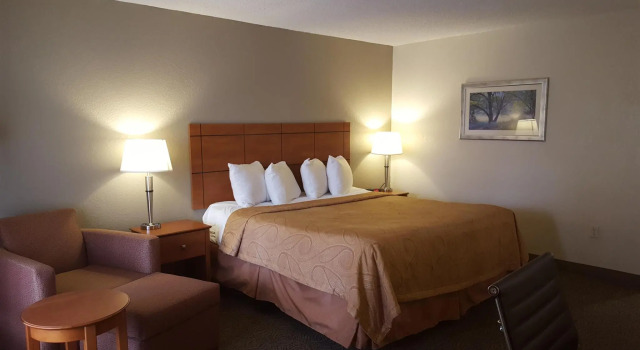 Номер Standard Best Western Thunderbird Motel