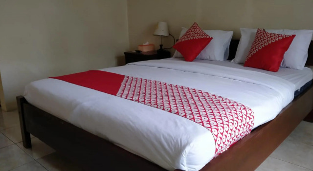 Doppel Suite OYO 90461 Graha Atmadja Syariah Guest House