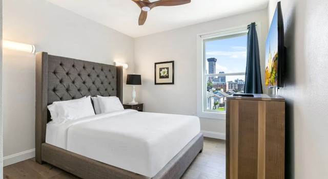Апартаменты Standard Breathtaking Condos Near French Quarter
