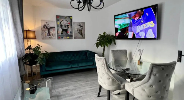 Lovely Apartment in Castlebar, Book Lejlighed Castlebar Mayo