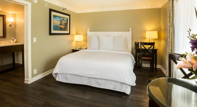 Номер Superior Hotel Metropole
