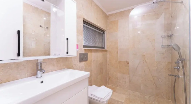 Вилла Deluxe с 5 комнатами с балконом и с частичным видом на море Grand Emora Villas