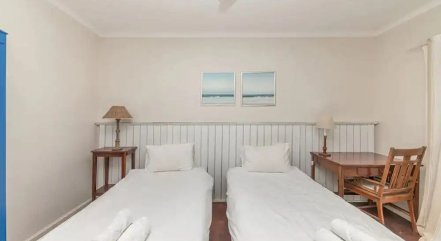 Tropical 1BD Hideaway Near Queens Beach, Fresnaye!